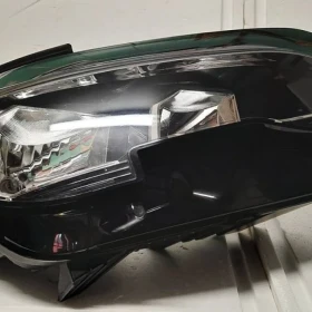 Polecam -Lampa przednia prawa Peugeot 3008 i5008 II 2016-2021