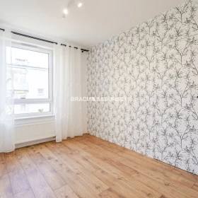 nowe 2 pok 42m2  Kroworzda/Łobzów