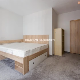 2 pokoje - 46m2 - Krowodrza Górka - 2200 zł
