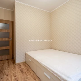 2 pok. +kuchnia, 51m2, Płaszów, Bagry, ogródek 