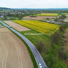 30 ar działek budowlanych, gm. Czernichów 