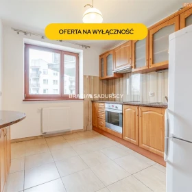 2 pok (oddzielne)  48m2 z garazem