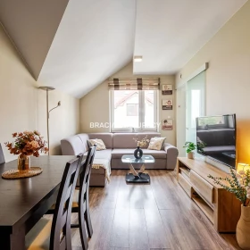 Dwupoziomowe mieszkanie 70 m² w granicy Krakowa
