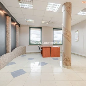 lokal biurowy 44 m2 Prądnik Biały biurowiec