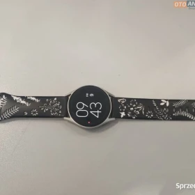 Pakiet ruchomości (TV, smartwatch, odkurzacz)