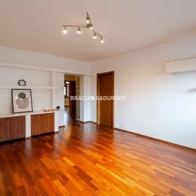 Mieszkanie 3 pokoje79,8 m2 - Kraków