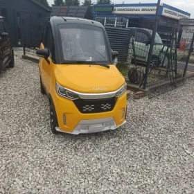 Skuter elektryczny zabudowany z dachem MICRO CAR BILI BIKE ECOMO 4
