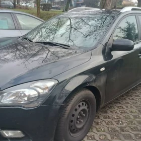 KIA Ceed 2010 - udział 1/2