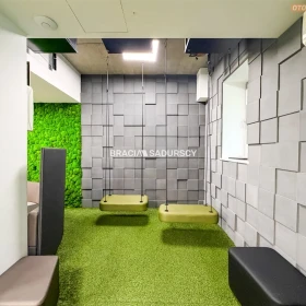 Lokal usługowo-biurowy, 170 m², Zabłocie, parter