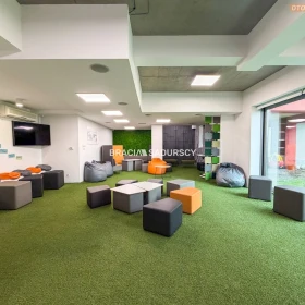 Lokal usługowo-biurowy, 170 m², Zabłocie, parter