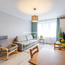 Os. Kościuszki | 45 m² | 2 pok | Piwnica | Centrum