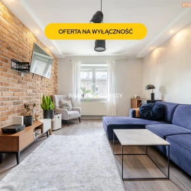 klimatyczne/ 2 pokoje/ po remoncie/ Nowa Huta