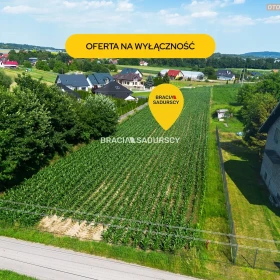 Działka budowlana 34 ar Morawicagm. Liszki