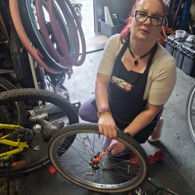 Mobilny serwis rowerowy Warszawa i Konstancin - naprawa, spawanie ram, rowery elektryczne