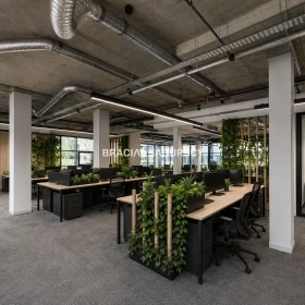 Wykończony lokal biurowy 154 m² do wynajęcia