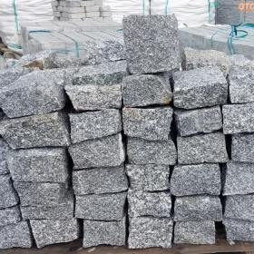 Bloczek Granitowy, Oporowy, Granit, Kamień do Ogrodu