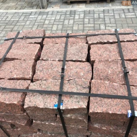Bloczek Granitowy, Oporowy, Granit, Kamień do Ogrodu