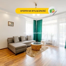 2 pok, 52,75m2, ul. Reduta, z miejscem postojowym