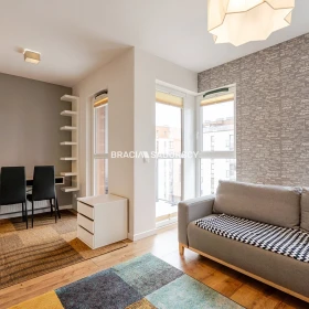 Wrocławska | balkon | garaż