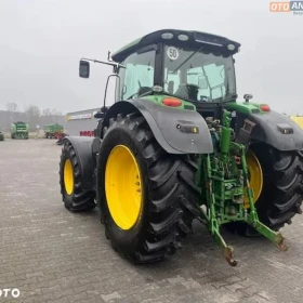 John Deere 6210R