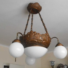 Oryginalny, miedziany żyrandol/lampa z kloszami