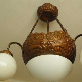 Oryginalny, miedziany żyrandol/lampa z kloszami