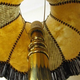 Elegancka, mosiężna lampa gabinetowa - skórzany abażur