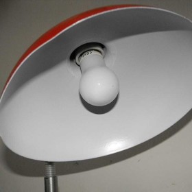 Duża lampa gabinet.-polska klasyka z lat 70 ub. wieku.