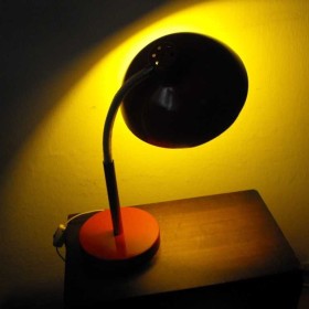 Duża lampa gabinet.-polska klasyka z lat 70 ub. wieku.