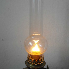 Mosiężna duża lampa naftowa. Sprawna. Dostawa gratis