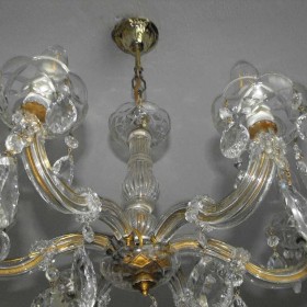 Ładny, sześcioramienny żyrandol/lampa z kryształami