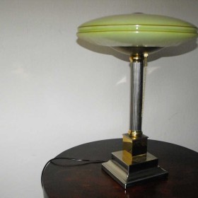 Elegancka lampa w stylu Art Deco z niklowanego mosiądzu