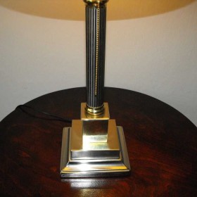 Elegancka lampa w stylu Art Deco z niklowanego mosiądzu
