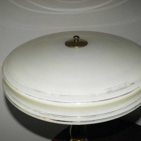Elegancka lampa w stylu Art Deco wykonana z mosiądzu