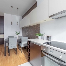 ul. Polkowska, Mokotów, przestronne 2 pokoje z balkonem