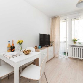 2-pokoje na Mokotowie, loggia, ul. Łużycka