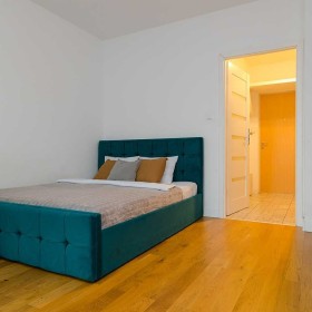 Mokotów, studio z balkonem, ul. Kierbedzia 55