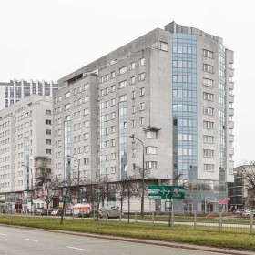 Studio z kuchnią dla 4 os. na Pradze, al. Stanów Zjednoczonych