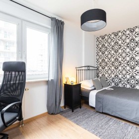 Warszawa Wola, ul. Żytnia, duży balkon, 2 pokoje, miejsce do pracy
