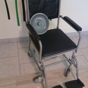 Wózek inwalidzki toaletowy, krzesło WC, transportowy