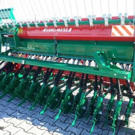 Siewnik Zbożowy Stopkowy Talerzowy AGRO-MASZ SR300 SN300 2,5m 2,7m 3m