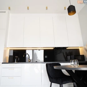 BS Brothers pracownia mebli do hoteli, apartamentów, hosteli, moteli i dla branży gastronomicznej.