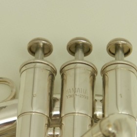 Melofon F/Es Yamaha YMP-201s Po przeglądzie technicznym DR23-215