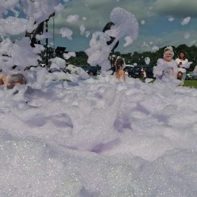 Piana party wyrzut piany wytwornica piany dmuchańce animacje holi