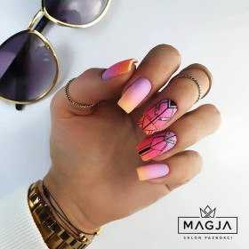 Manicure hybrydowy, paznokcie żelowe, MAGJA Kraków